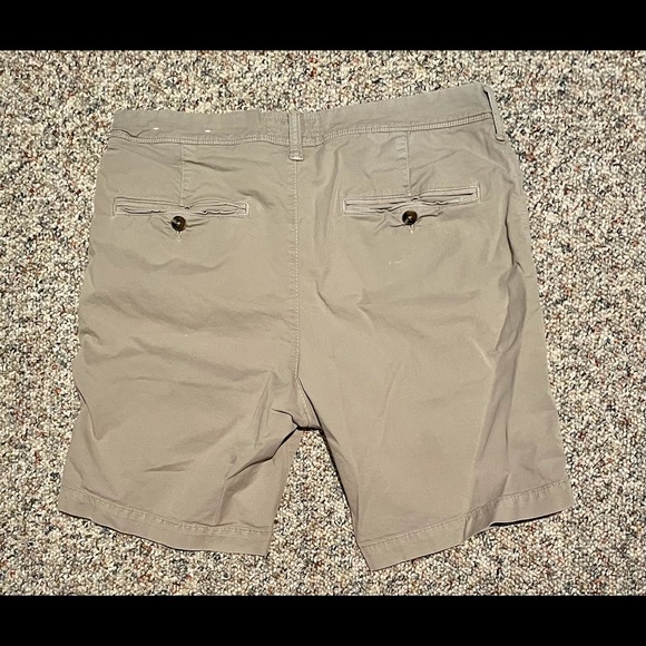 American Eagle Ne(x)t Level Flex Slim Shorts. - Picture 2 of 2